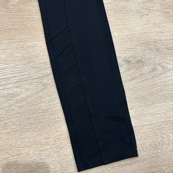 NWOT Athleta Black Zipper Stretch Skinny Pants - Picture 3 of 5